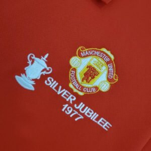 Manchester United Retro Jersey 1977