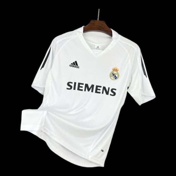 Real Madrid Retro Home Shirt 2005/06