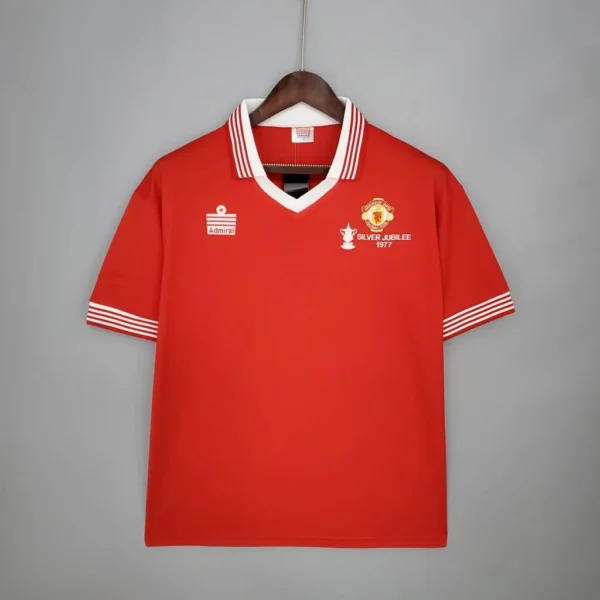 Manchester United Retro Jersey 1977