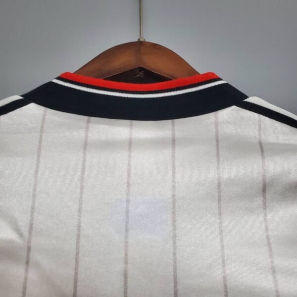 Manchester United Retro Jersey 1983