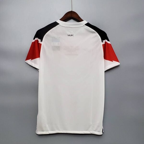 Manchester United Retro Shirt 10/11