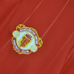 Manchester United Retro Shirt 83/84